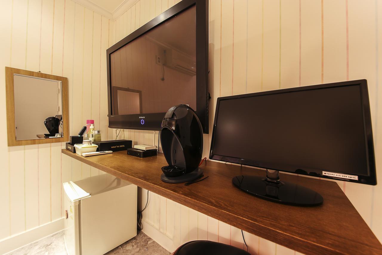 Hotel Goguma Shinchon Seoul Eksteriør billede