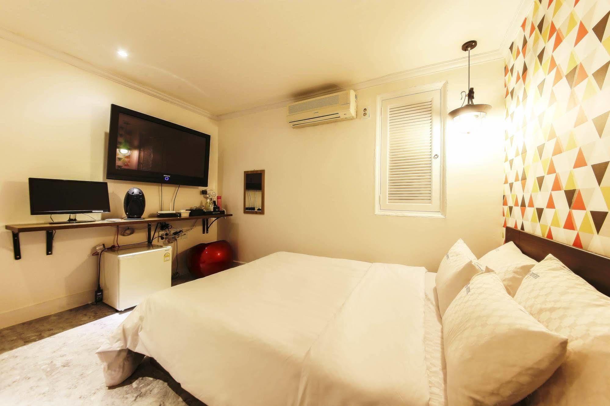 Hotel Goguma Shinchon Seoul Eksteriør billede