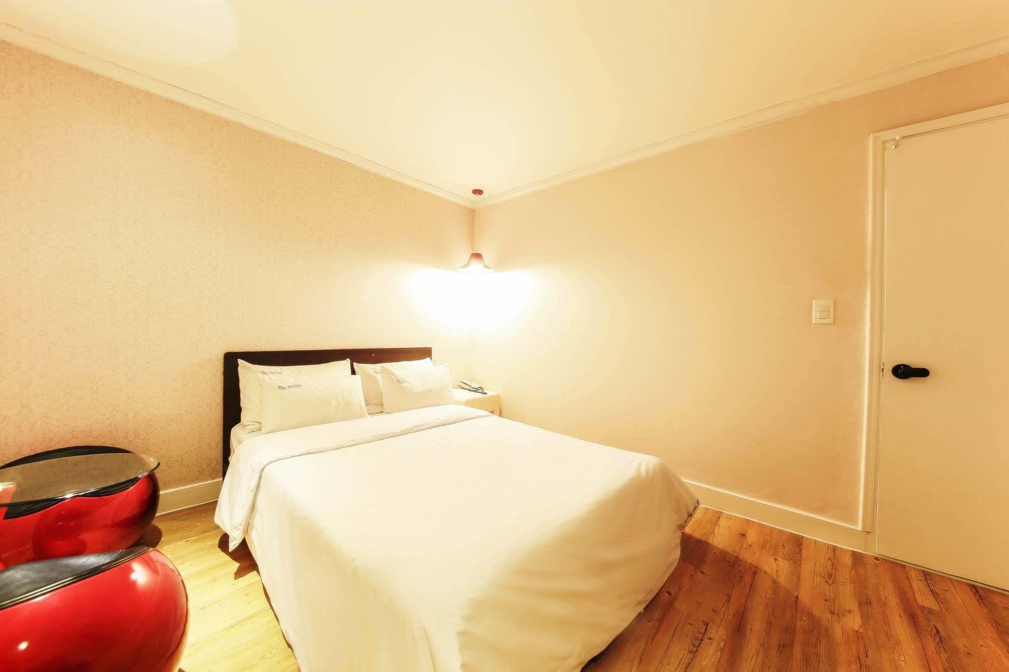 Hotel Goguma Shinchon Seoul Eksteriør billede